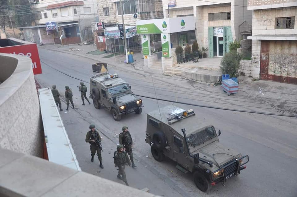 قوات الاحتلال تقتحم بلدة الخضر