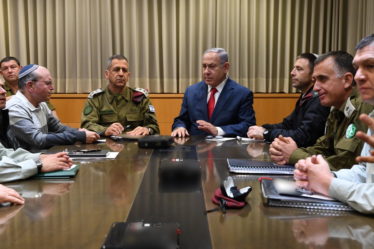 جلسة مشاورات عقدها نتنياهو لبحث الرد على صواريخ غزة